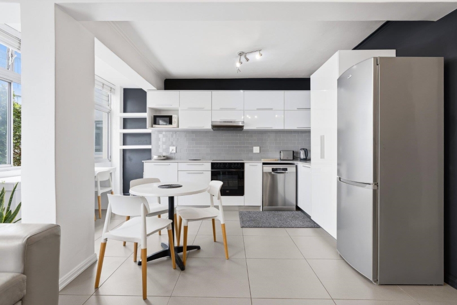 1 Bedroom Property for Sale in Mouille Point Western Cape